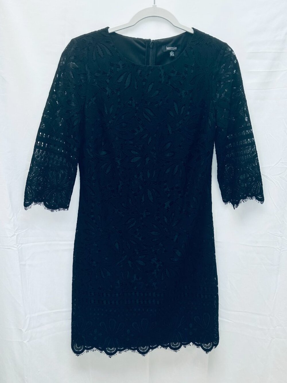 Kensie NWOT Black Lace Sheath Scallop Sleeve Knee-Length Dress 4